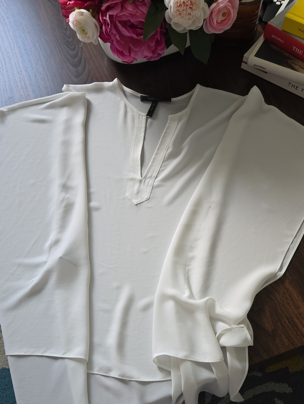 BCBGMaxazria White Split-Neck Top